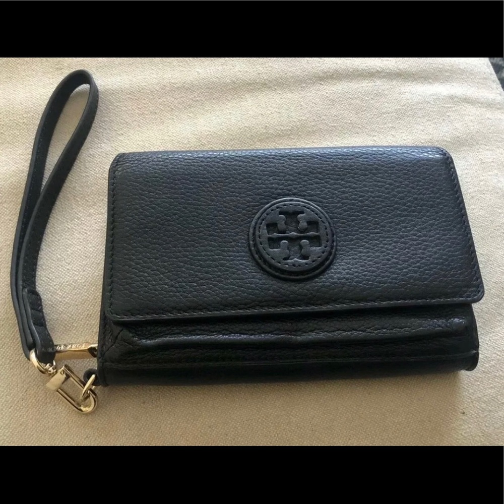 EUC Tory Burch Black Leather Wristlet Wallet